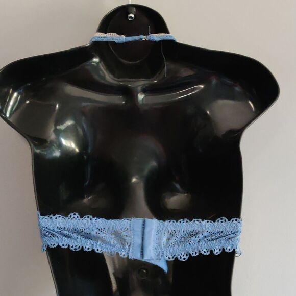 Intimissini Lacy Halter Bra - Picture 2 of 2